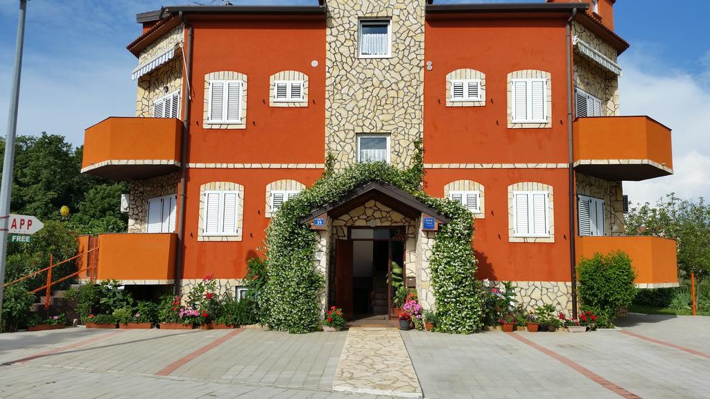 Apartments Dugonjic Umago Exterior foto